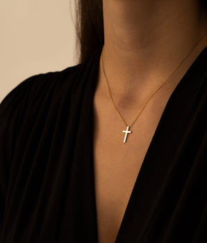 925 Sterling Silver Small Cross Necklace