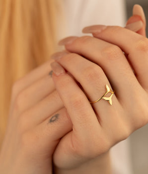 925 Sterling Silver Dainty Whale Tails Ring