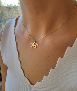925 Sterling Silver Lotus Flower Necklace