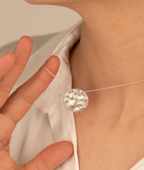 925 Sterling Silver Hammered Disc Necklace